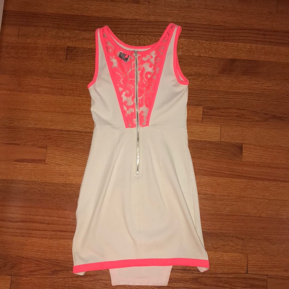 Fitted Spring Dress - Picture 2 of 3